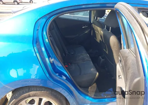 2018 Toyota Yaris Ia из США, поврежденный, VIN 3MYDLBYV2JY307716